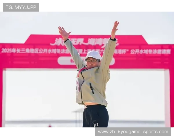 冬泳公开赛出现新纪录